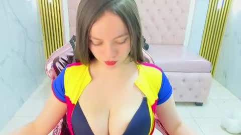 Snapshot of amelia_cooper_s chatting on June 2026 07:56:01 PM amelia_cooper_s online show from June 2026 07:56:01 PM