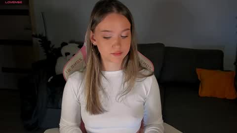 Your Amelia online show from December 2024 10:51:02 PM