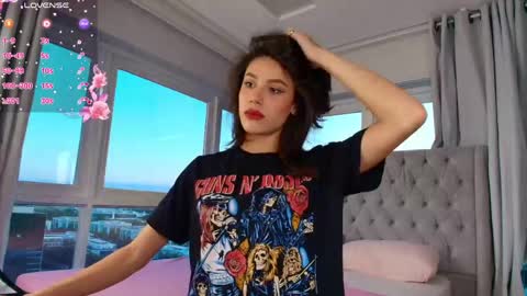 Snapshot of amelia_mee chatting on May 2026 08:06:02 PM amelia_mee online show from May 2026 08:06:02 PM