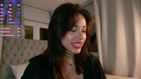 Snapshot of amelia_mee chatting on July 2026 02:05:17 AM amelia_mee online show from July 2026 02:05:17 AM