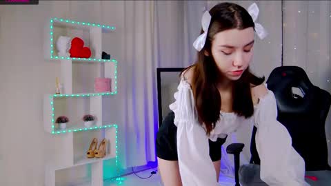 Anna online show from March 2025 02:17:02 AM