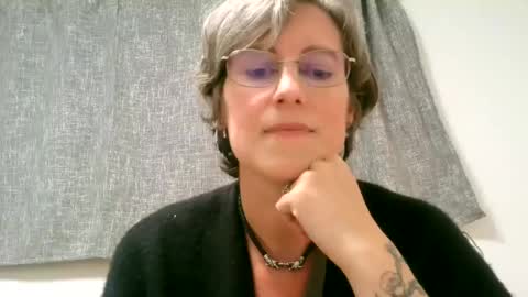 Ameliaishka online show from September 2025 02:16:02 AM
