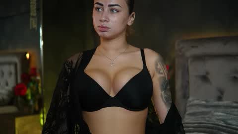  Amelia  online show from November 2025 10:36:02 PM