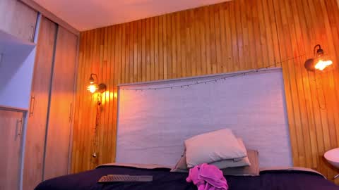 Snapshot of amelialeen7 chatting on January 2025 05:22:02 PM Daniela online show from January 2025 05:22:02 PM