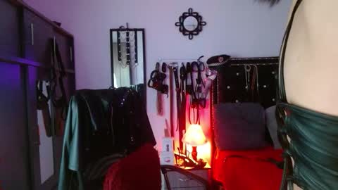 amelie__martinez online show from November 2025 09:22:01 AM