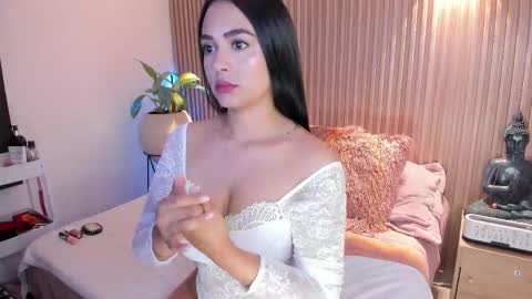 Snapshot of amelie_x chatting on February 2026 02:38:02 AM Amelie online show from February 2026 02:38:02 AM