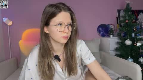 Ameliia castro online show from December 2025 07:15:02 AM