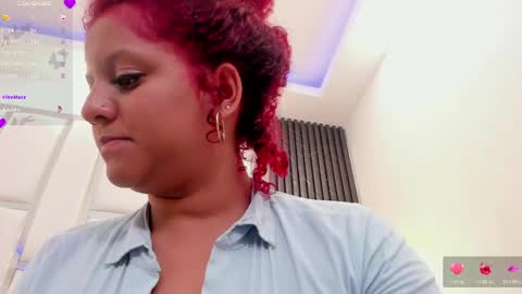 Snapshot of ameliia_jones_ chatting on May 2026 02:58:01 PM ameliia_jones_ online show from May 2026 02:58:01 PM