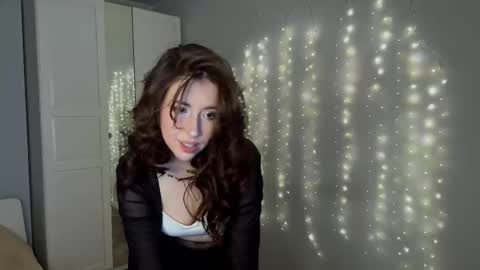ameliiaaa__ online show from March 2026 06:03:01 PM