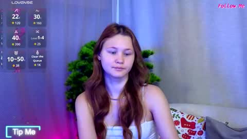 AmeliRoyse online show from December 2025 05:09:01 PM