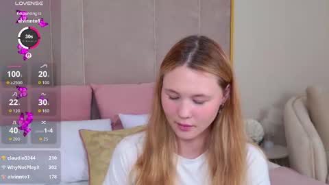 Snapshot of ameliroyse chatting on June 2026 06:01:02 PM AmeliRoyse online show from June 2026 06:01:02 PM