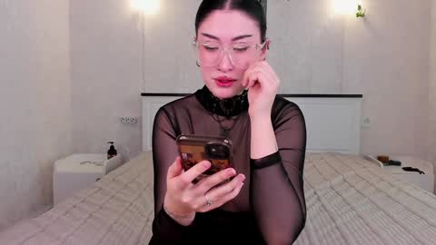 Snapshot of ameliya_sun chatting on January 2025 04:41:02 AM Aylin online show from January 2025 04:41:02 AM