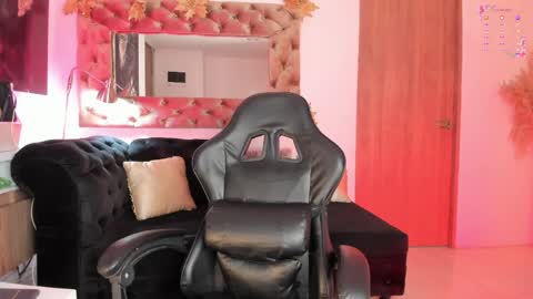          online show from April 2026 12:10:01 PM