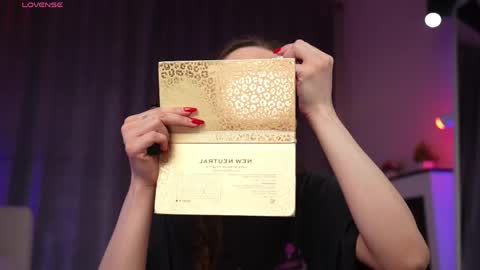 Amy  online show from April 2026 02:23:02 AM