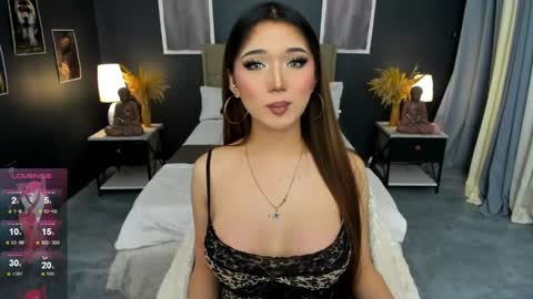 Snapshot of amethyst_claire chatting on May 2026 10:21:01 AM Claire online show from May 2026 10:21:01 AM