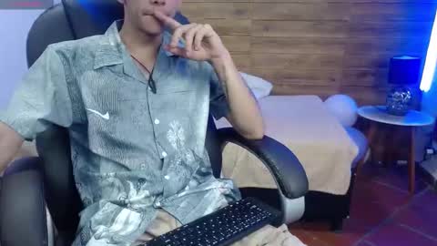 amethystshadow online show from October 2025 03:35:02 PM