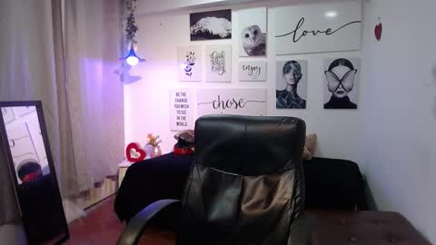 amethystshadow online show from March 2026 08:02:02 PM