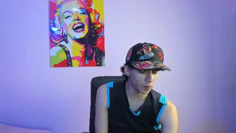 Snapshot of amethystshadow chatting on July 2026 01:54:01 AM amethystshadow online show from July 2026 01:54:01 AM