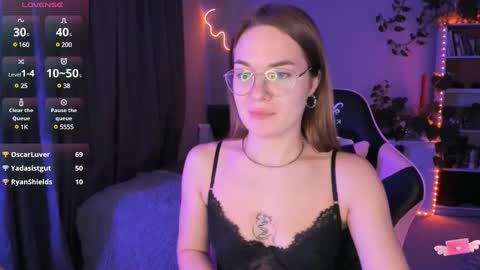 Hi-hi I am Kate welcome to my sexy room online show from December 2024 10:40:01 AM