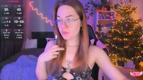 Hi-hi I am Kate welcome to my sexy room online show from January 2025 11:28:02 AM