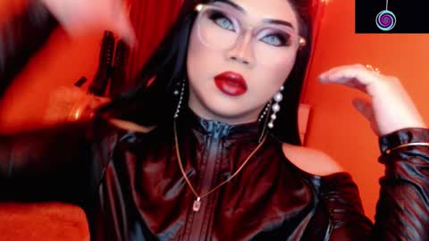 Queen Mireska online show from February 2026 06:30:01 PM