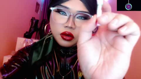 Queen Mireska online show from March 2026 06:13:02 PM