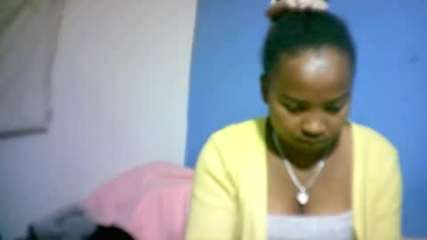 amielle_01 online show from July 2026 05:12:02 PM
