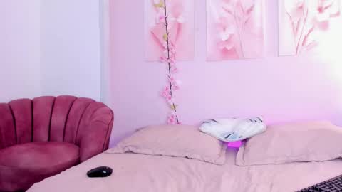 Snapshot of amiiclark chatting on February 2026 07:17:02 PM AmiiClark online show from February 2026 07:17:02 PM