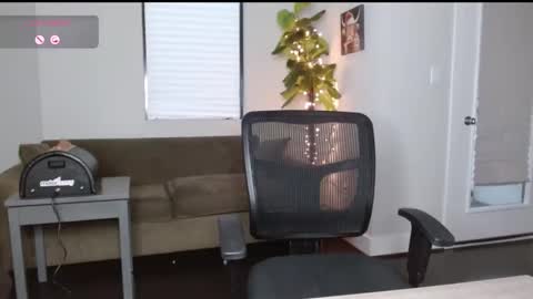 amilust online show from December 2024 11:25:02 PM