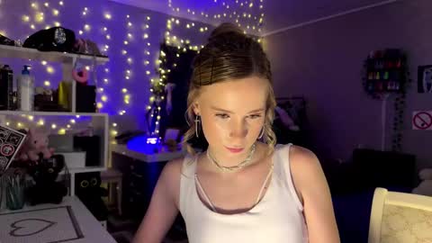 Amily online show from March 2026 01:59:01 PM