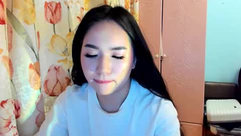 Amina online show from November 2025 06:33:02 PM