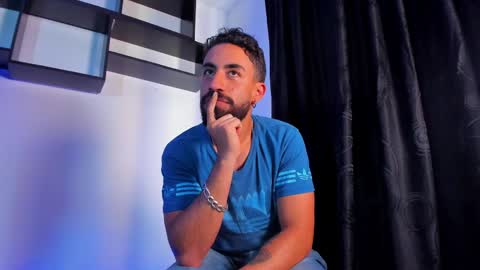 Amir online show from March 2025 04:21:01 PM