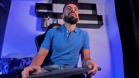 Amir online show from March 2025 11:12:02 AM