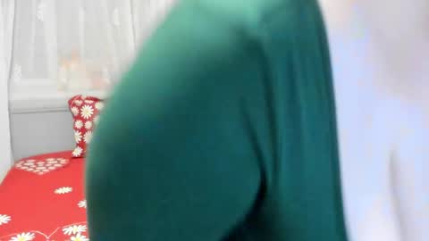 Amira Vyxen online show from May 2026 08:29:01 PM