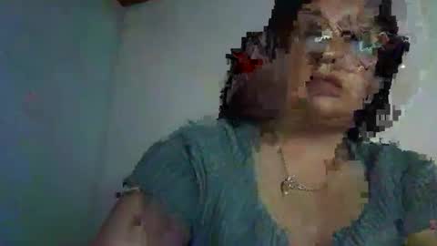 ammberrkiss online show from January 2026 02:49:02 AM