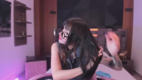 Snapshot of ammie_rouge chatting on September 2025 02:09:02 PM Ammie rouge online show from September 2025 02:09:02 PM