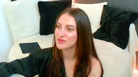 Snapshot of ammirra_a chatting on May 2026 04:30:02 AM Amira online show from May 2026 04:30:02 AM