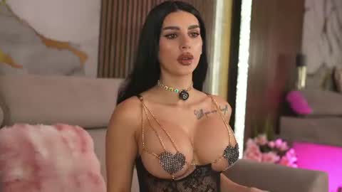 Amy Blair online show from August 2026 07:40:01 AM