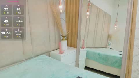    online show from December 2025 01:16:02 PM