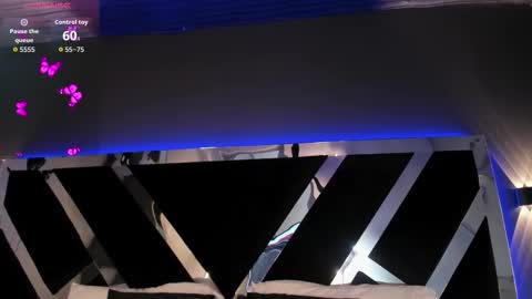 Ammy Jones online show from February 2026 07:10:01 PM