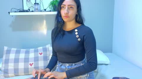 A M M Y  online show from April 2026 11:14:02 AM