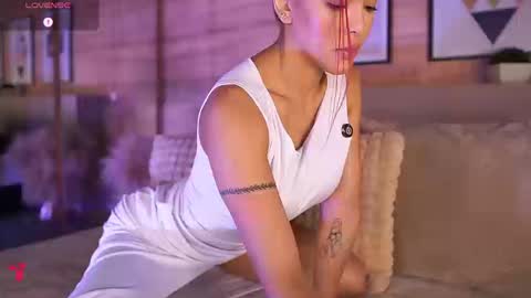 Ammy Scott  online show from November 2025 08:07:01 PM