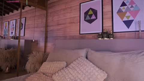 Ammy Scott  online show from January 2026 07:39:01 PM