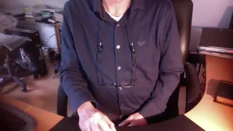 Amor2200 online show from January 2025 12:39:01 PM