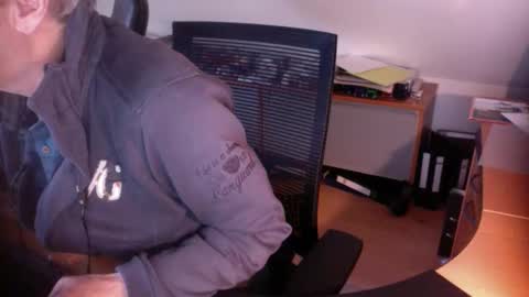 Amor2200 online show from February 2025 04:24:02 PM