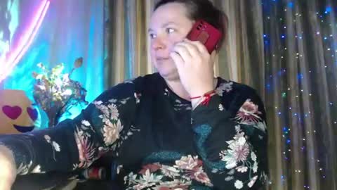 amorelara online show from July 2026 12:08:01 PM