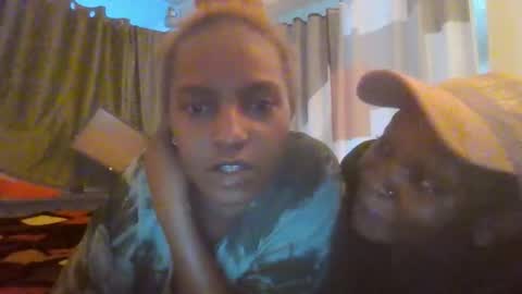 Snapshot of amorr_love chatting on March 2026 08:17:01 AM Dorothy online show from March 2026 08:17:01 AM