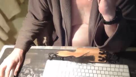 Snapshot of amslave4f chatting on February 2026 11:03:01 PM amslave4f online show from February 2026 11:03:01 PM