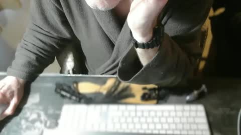 amslave4f online show from April 2026 07:25:02 AM