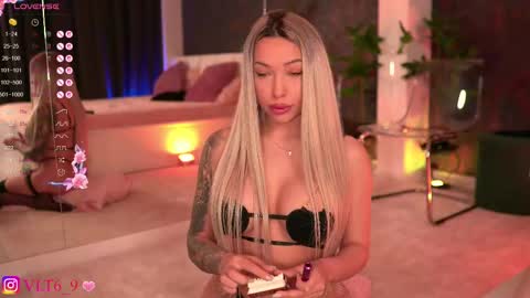    -------------   online show from March 2025 10:53:01 PM